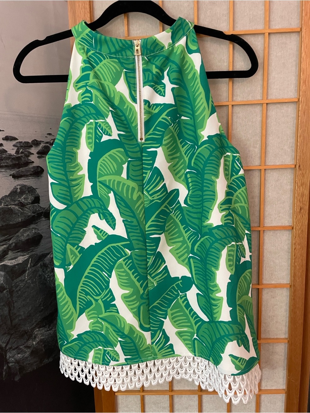 Sail to Sable Banana Leaf Print with Crochet Trim Halter Top in Medium NWOT - Picture 7 of 13